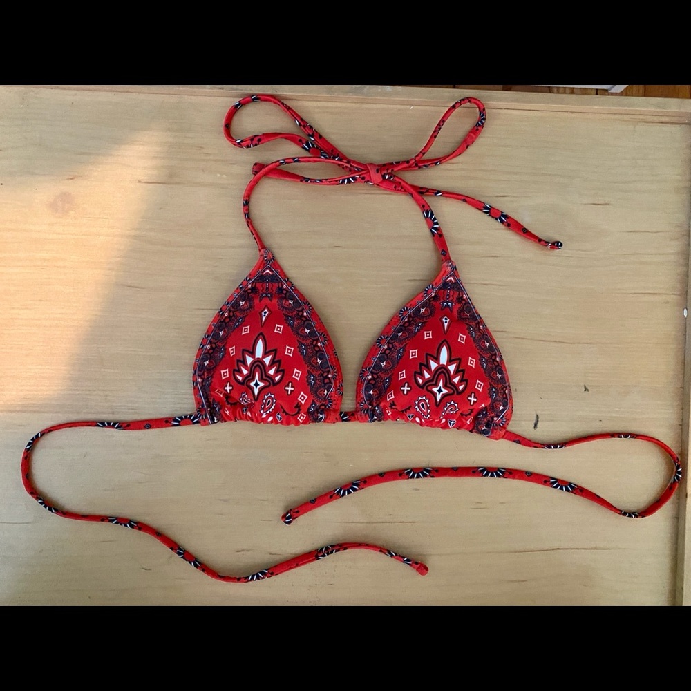 Bikini top